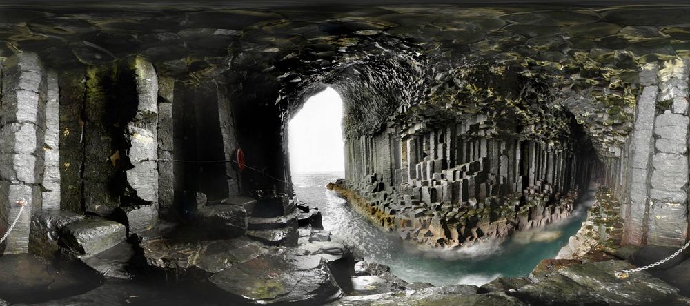 Fingal's Cave, Isle of Staffa, Scotland Fingal's Cave, Isle of Staffa, Scotland