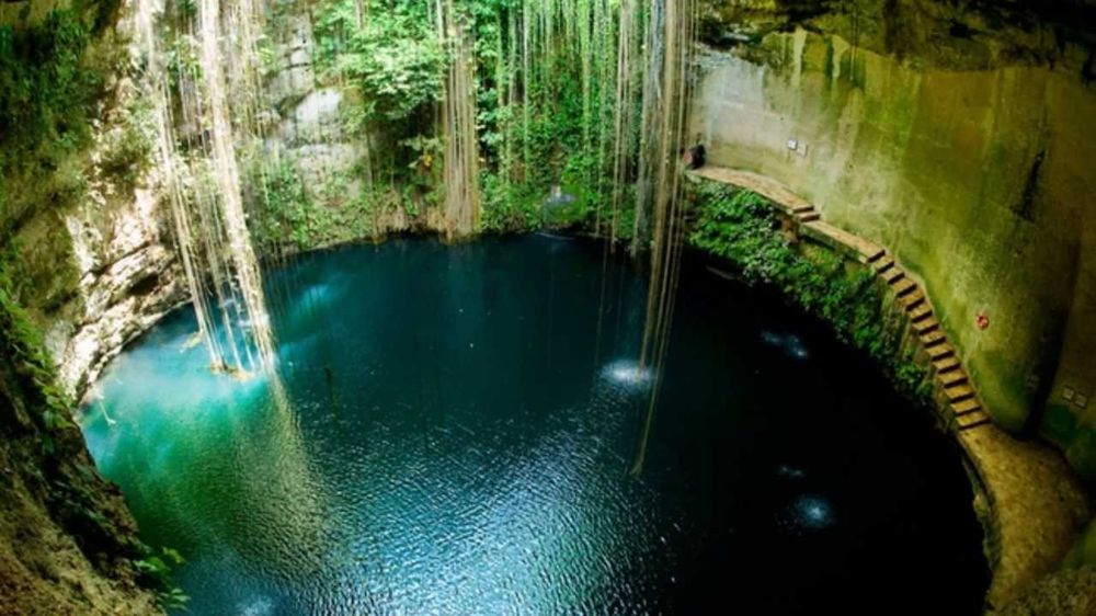 Underground natural springs in Mexico Underground natural springs in Mexico